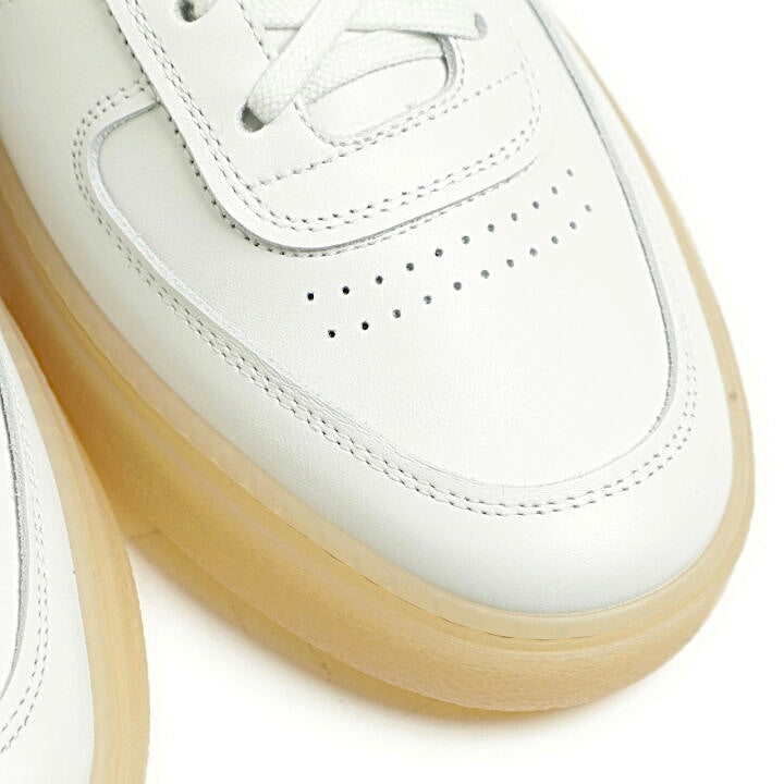 Деталь якості пошиття / Craftsmanship and
stitching detail