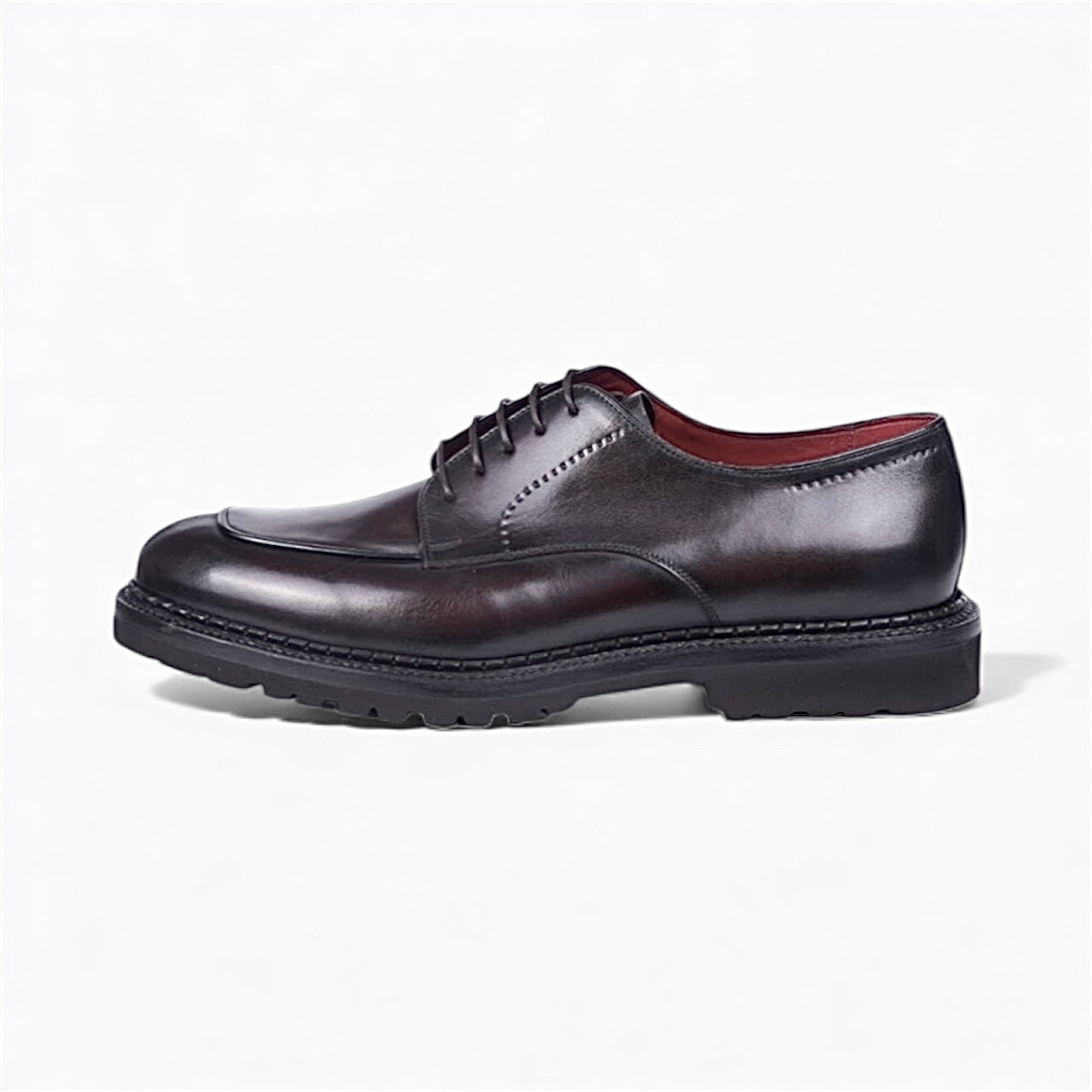 Top view of Barrett derby shoes in black cherry calf leather with Vibram sole, handmade in Italy.