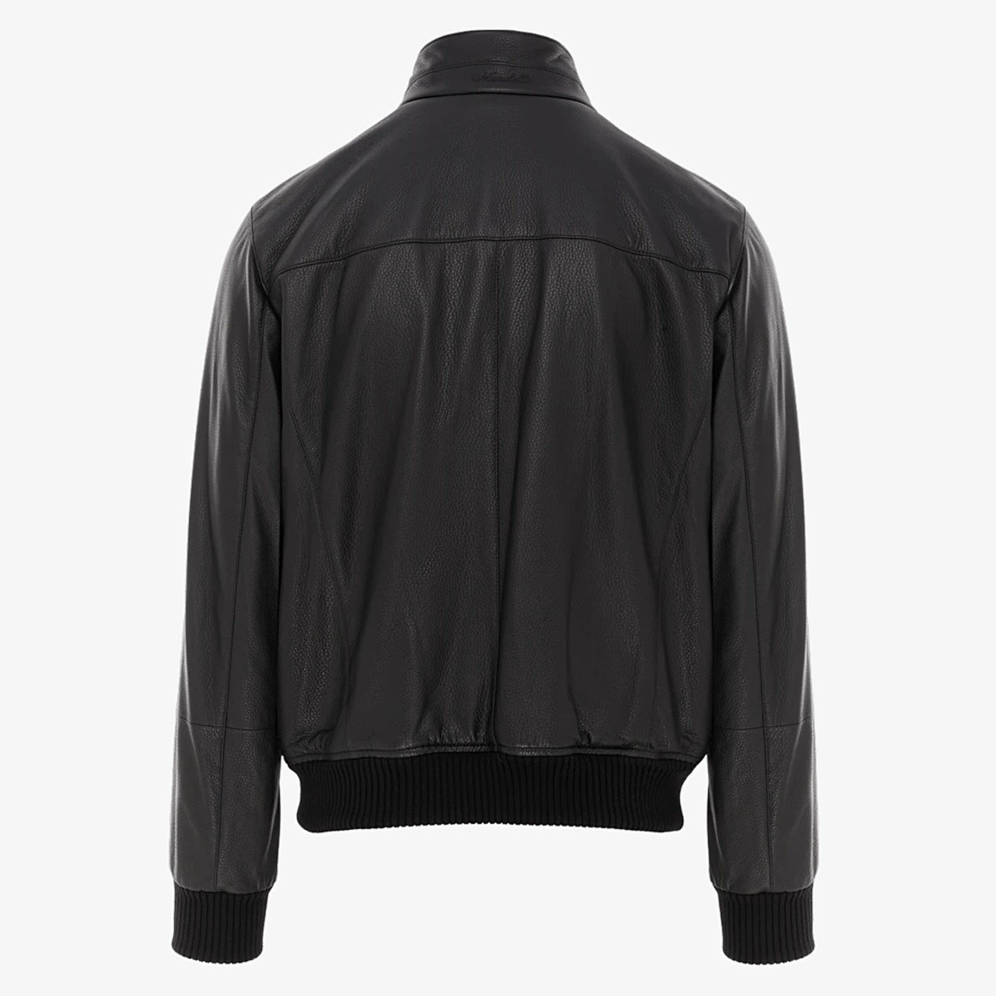 Куртка Mandelli ззаду. Класичний крій бомбера, шкіра північного оленя з
природною фактурою / Mandelli jacket back view. Classic bomber cut, reindeer leather with natural texture.