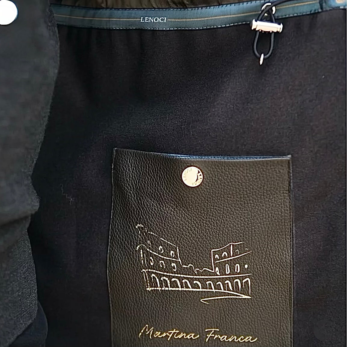 Куртка зимова LENOCI темно-синя з натуральним бобровим коміром та кашеміровою підкладкою Made in Italy