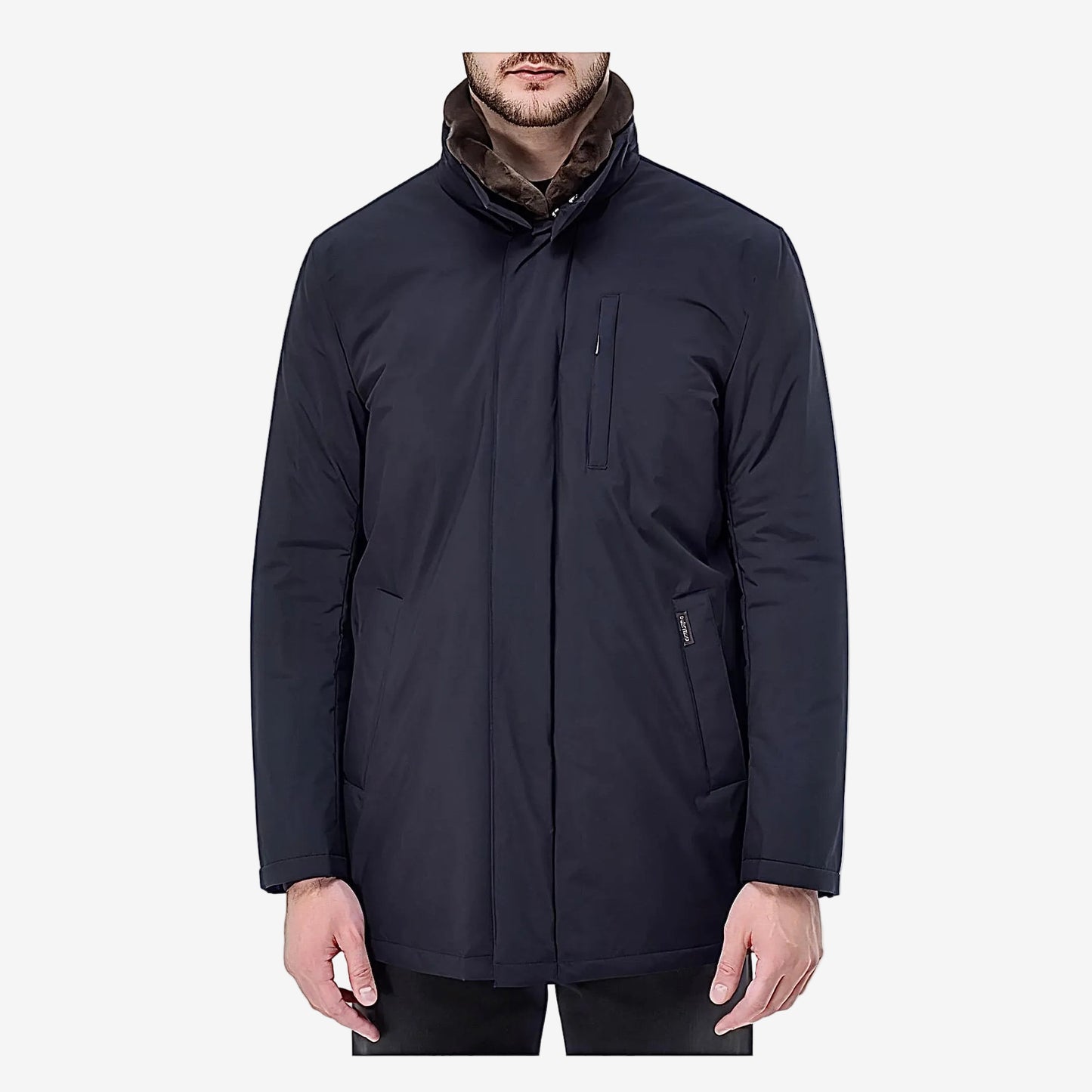 
Куртка LENOCI темно-синій з натуральним бобровим коміром – Made in Italy  
LENOCI dark navy jacket with detachable beaver fur collar – Made in Italy

