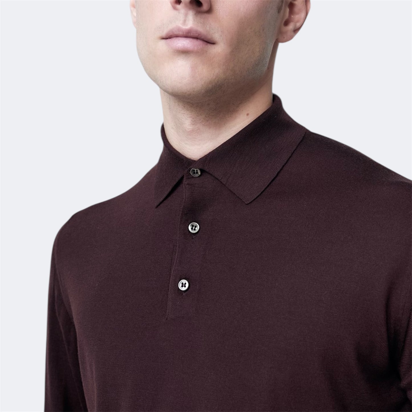 Поло Pashmere виготовлене зі 100% надзвичайно тонкої мериносової вовни 